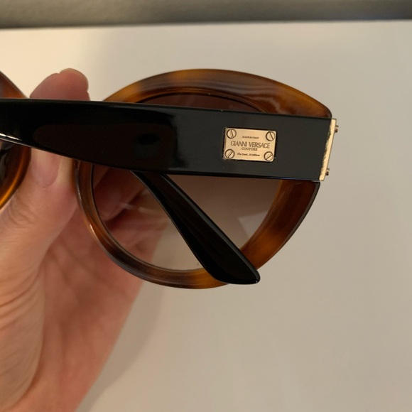 Versace Sunglasses - Picture 2 of 5
